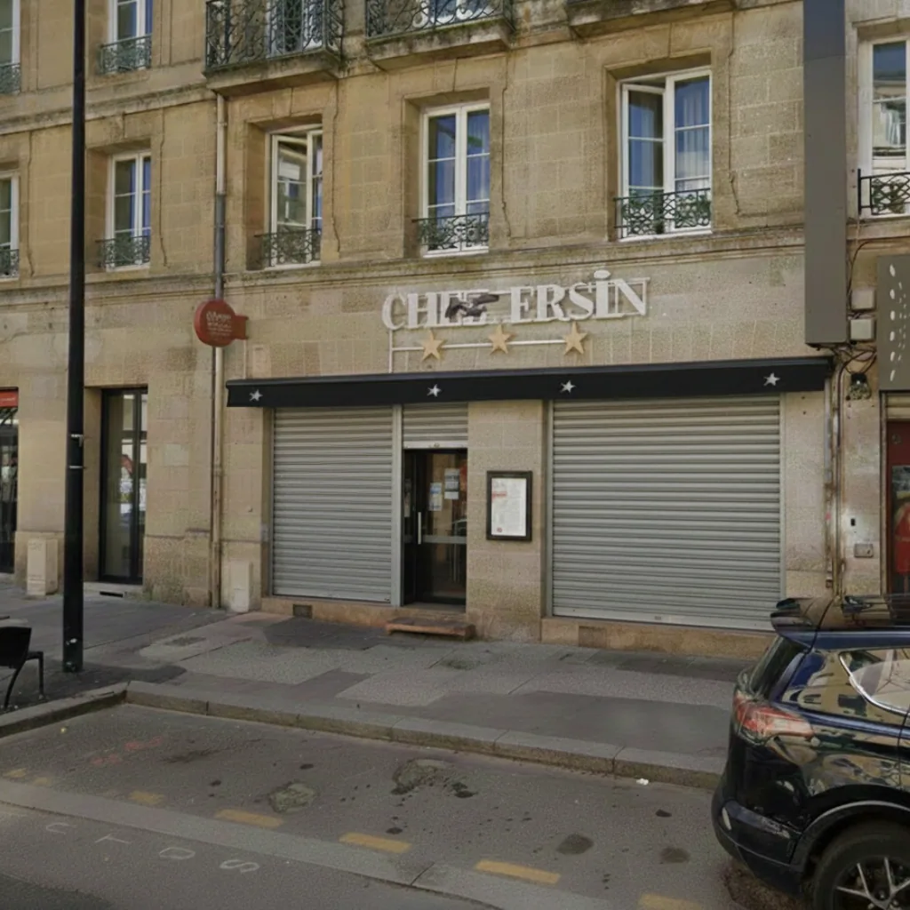 Installation et pose de rideau métallique à Paris 20