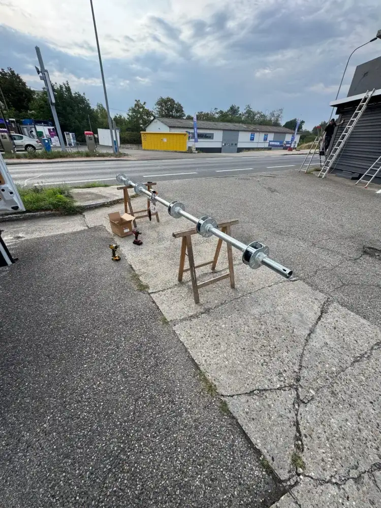 Installation et pose de rideau métallique à Paris 20